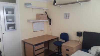 Large room in 4 bed house - Erith Kent Main Photo