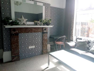  Single Room  Nr Interchange Main Photo