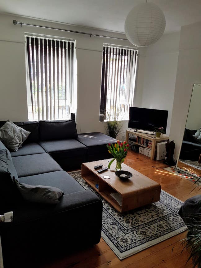 Mr Des Hemmings  Main Photo