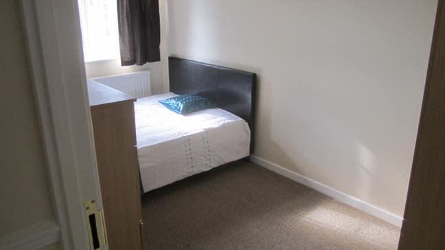 Double room close to town Main Photo