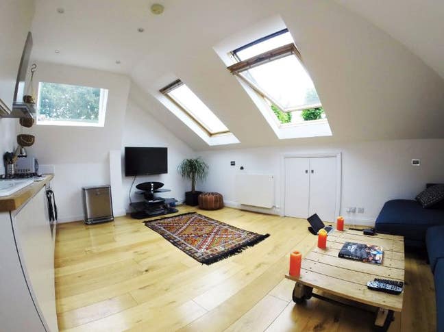 Bright, modern loft apartment 9 min🚶from tube Main Photo