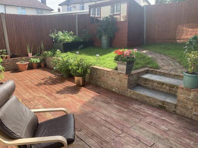 Double room available in Grove park  Main Photo