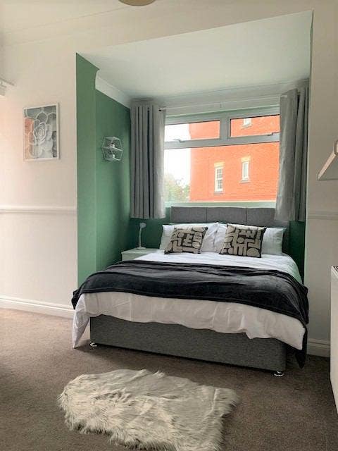 🏡 Lovely double en-suite in Old Town 🏡 Main Photo