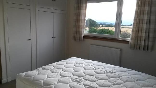 Double room for rent in Balloch Main Photo