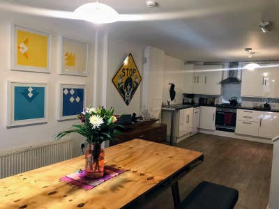 Double Room in Luxury Regent's Park Dream Home Main Photo