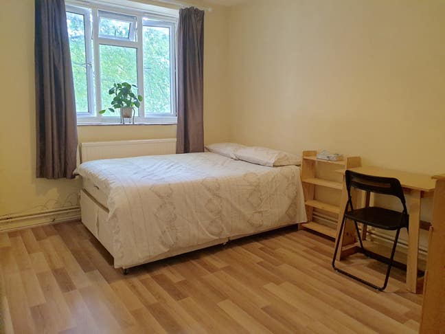 Double room in  East Acton / Shepherds Bush / W3 Main Photo