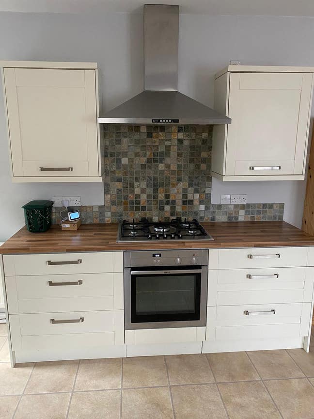 **Spacious Double in our Large, Friendly House! Main Photo