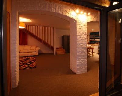 Large room in 3 bed furnished barn, bills inc Main Photo