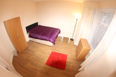 Good Size Double Room In Stratford E15 Area Main Photo