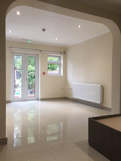 Newly Refurbished Studio Flat Main Photo