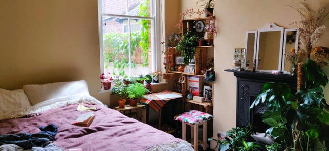 Beautiful south facing doubles on Harringay ladder Main Photo