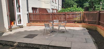 4 Bedroom, Maisonette for rent  Main Photo