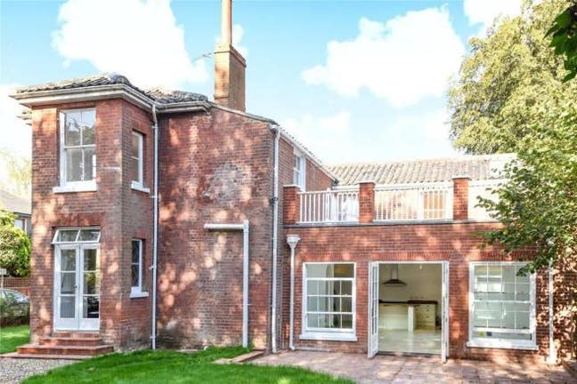 Luxury period detached house in heart of norwich Main Photo