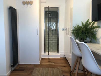 The Bee Wing  Main Photo