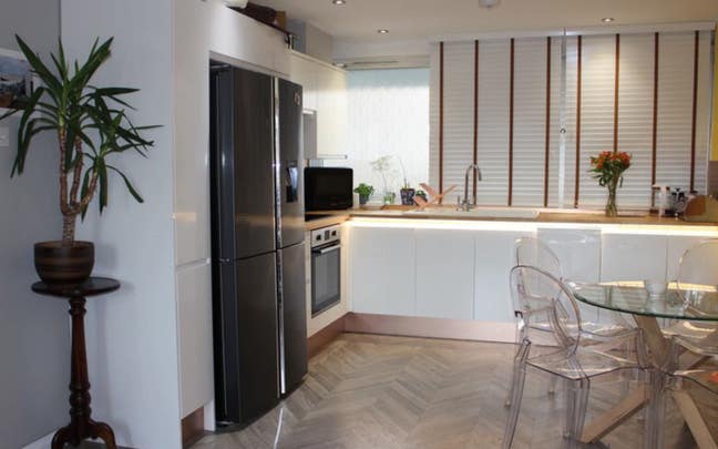 Weekday Let: Professional London Bridge Flatshare Main Photo