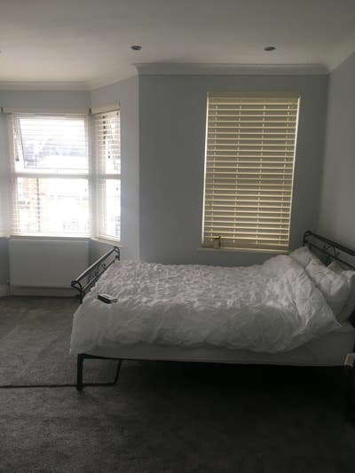 Beautiful en-suite double bedroom Main Photo