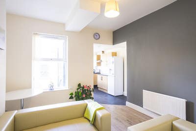 Room &pound;520.  Couples Supplement &pound;140 Main Photo