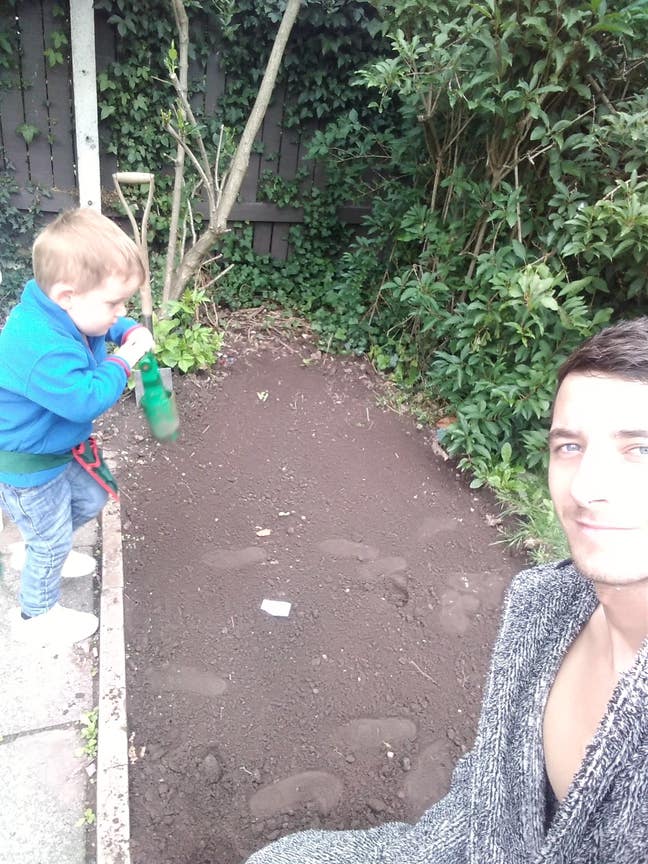 Looking for a room  Main Photo