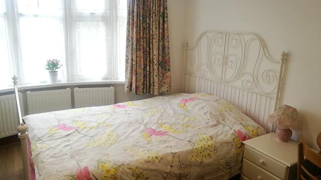 An excellent double room in Perivale, West London Main Photo