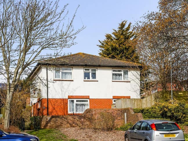 Lovely Large King-Size Room With Private En-Suite  Main Photo