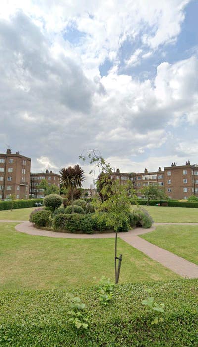 Available Now!  BRIGHT Double In Chiswick Village Main Photo