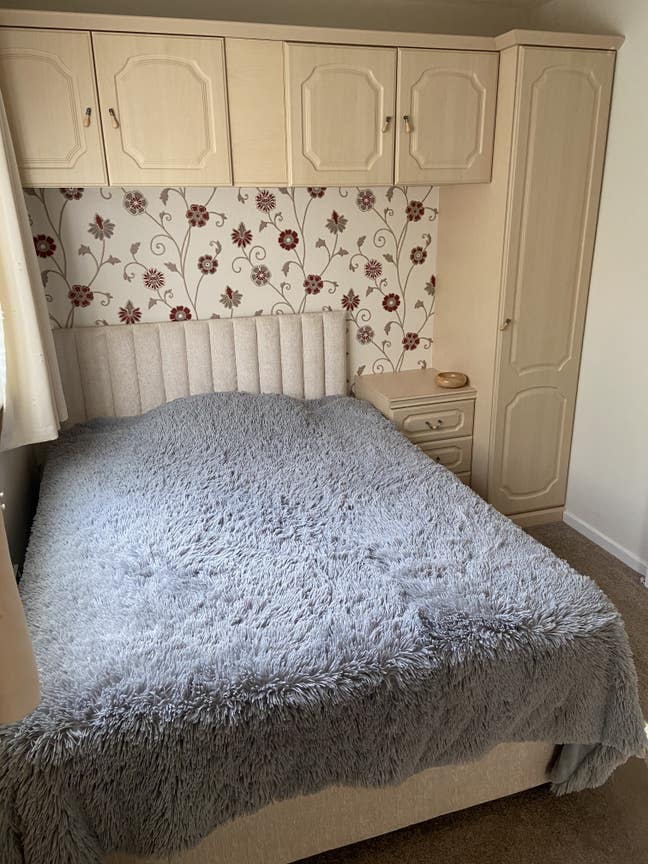 Double room in Boley Park, Lichfield  Main Photo