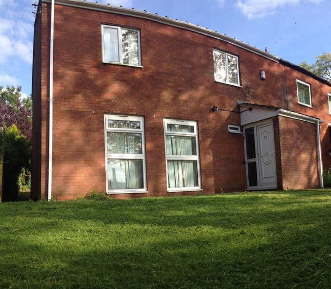 Birmingham - City Center House Share (B16 8) Main Photo