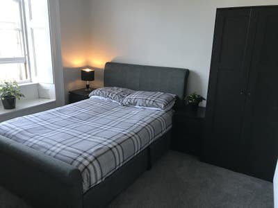 Double Room in the West End  Main Photo