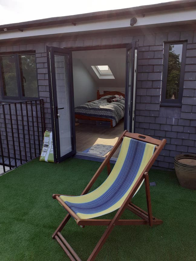 Large loft room with own terrace  Main Photo