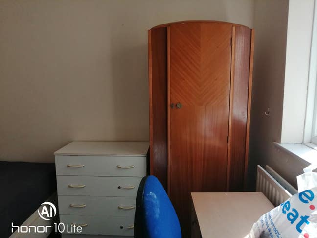 Nice 4 Bedroom house in Southsea  Main Photo