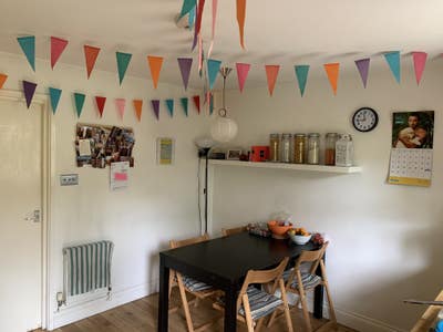 Double room in friendly house share  Main Photo