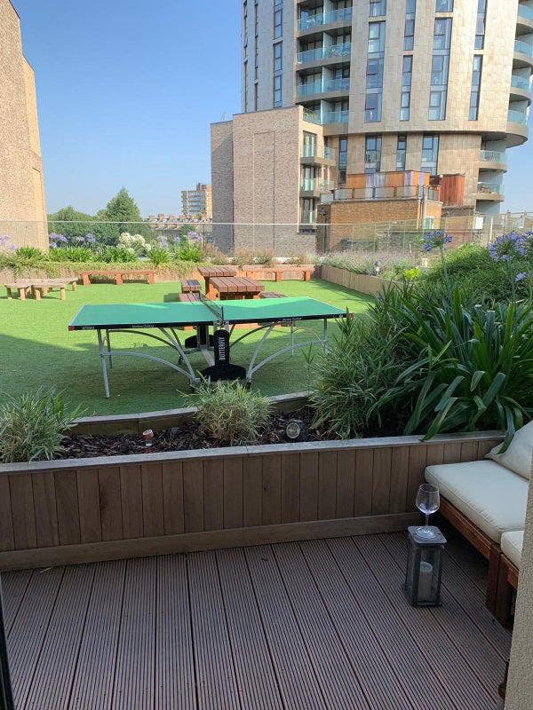 Large en suite -double room in amazing garden flat Main Photo