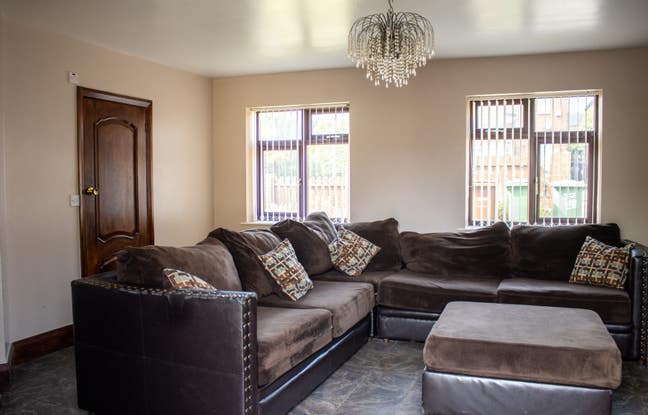 Fully Furnished Double-Room in Leeds Main Photo