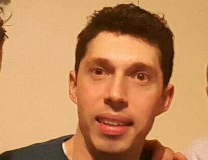 I am a professional male aged 45. I am lookin... Main Photo