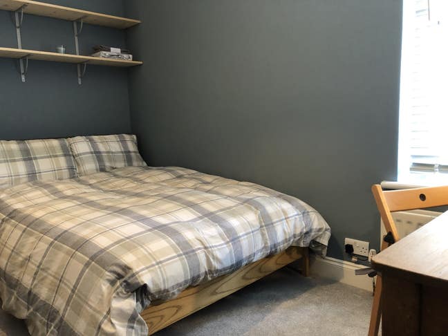 Comfy double bedroom Main Photo