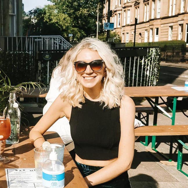 Looking for flatmate/double room Main Photo