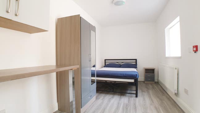 Link Road | BRAND NEW | En-Suite Rooms Main Photo