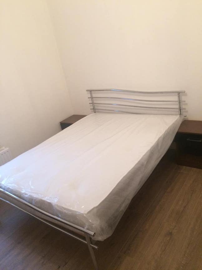Double room to rent near city centre  Main Photo