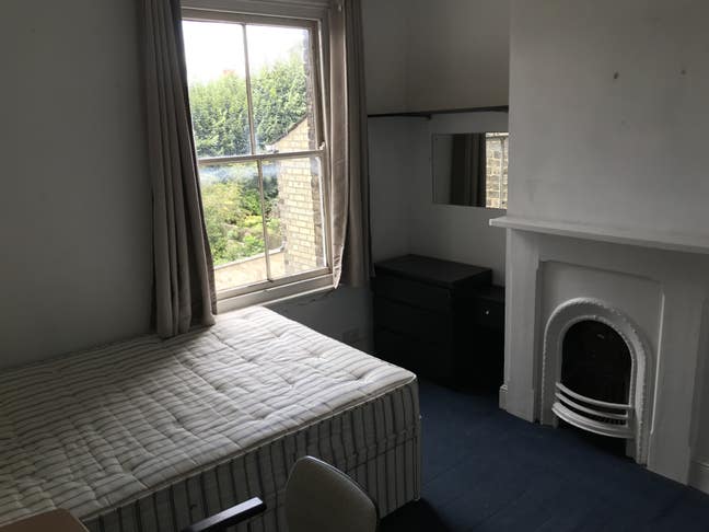 One double room in friendly house city centre Main Photo