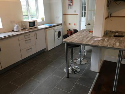Student Let -Rooms to let in 8 bed bungalow Penryn Main Photo