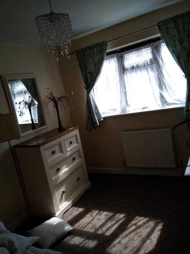Room to Let&pound;750 Monthly Allowance Bills Included Main Photo