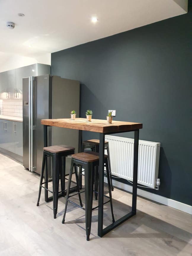 Stunning Rooms To Rent! Main Photo