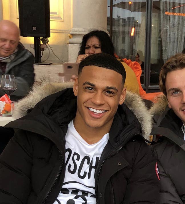 Looking for a modern central london place Main Photo