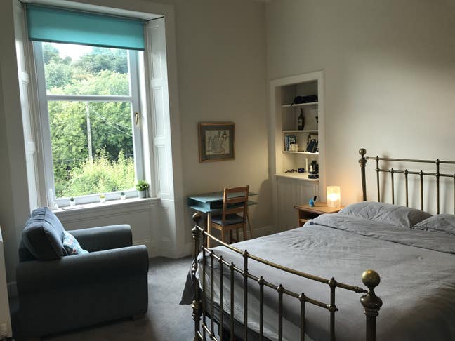 Sunny spacious double room with private kitchen Main Photo