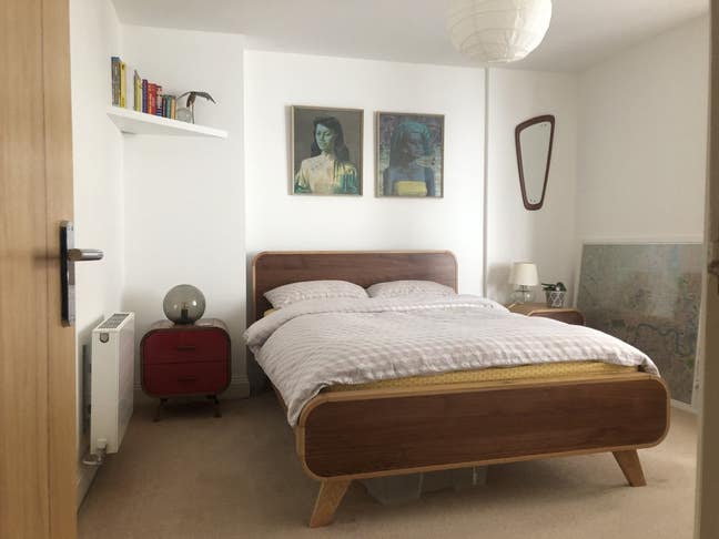 Double room wi own bathroom- short term Main Photo