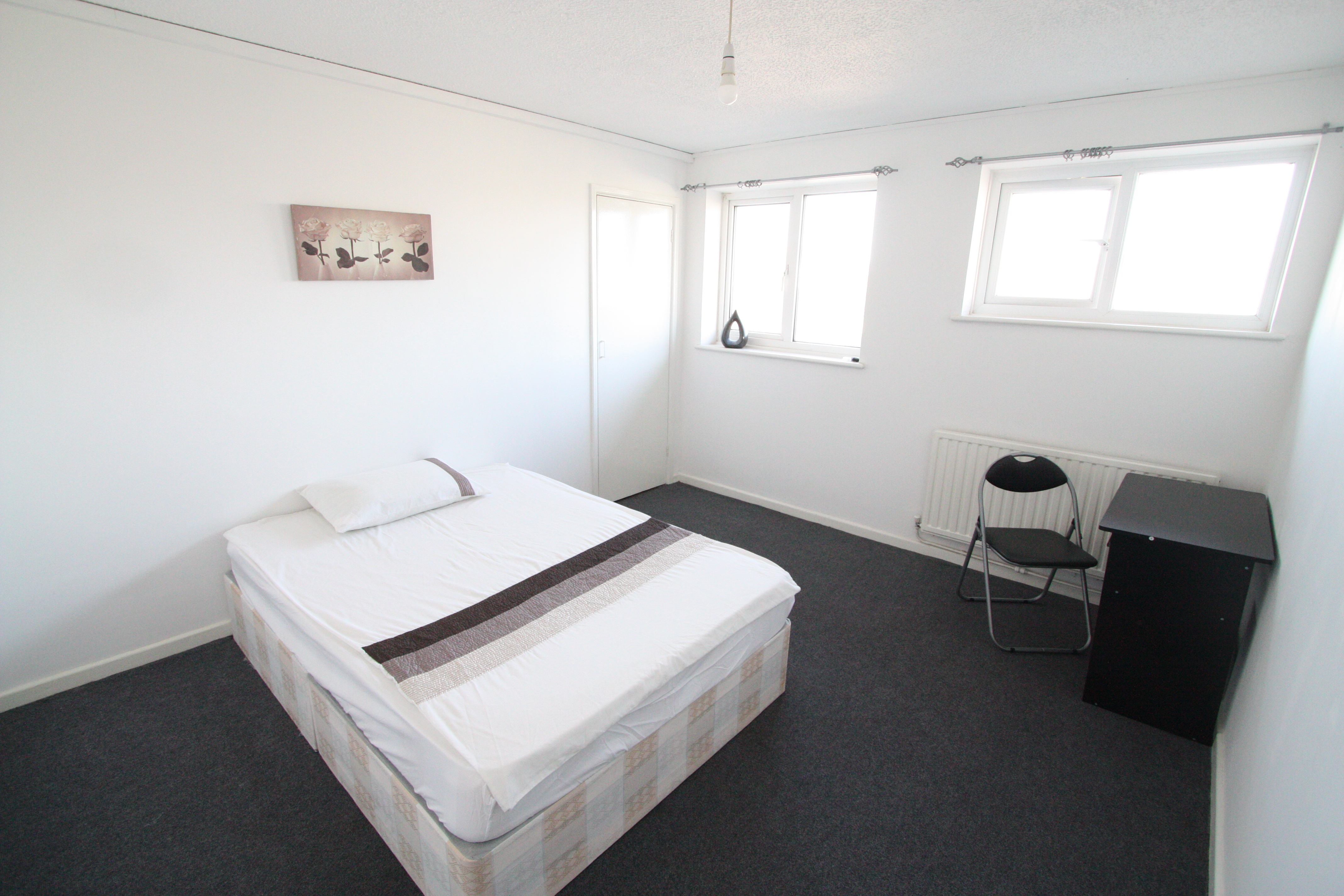 Rooms For Rent Colchester Flatshare Colchester House Share Rooms To Let