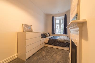 🏠 Small double | North Ealing | Gr8 location  Main Photo