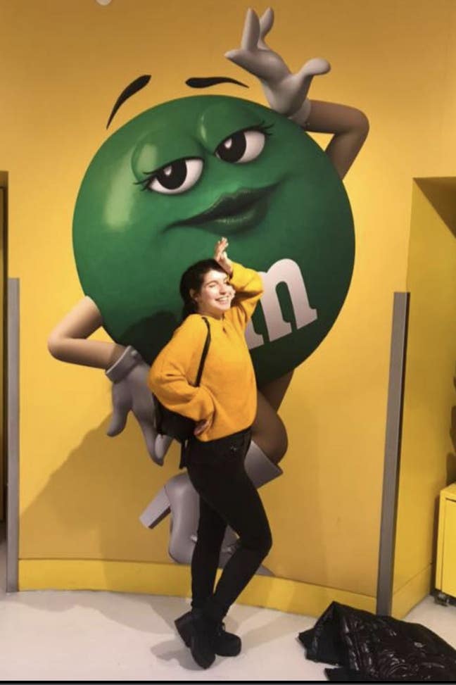 Looking for flatmates :) Main Photo