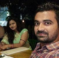 Professional Female seeks room Main Photo