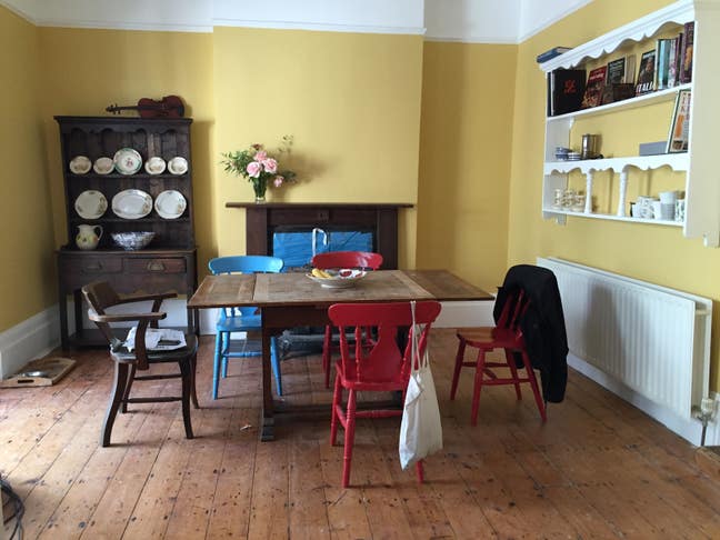 Two rooms and bathroom in a Victorian House Main Photo
